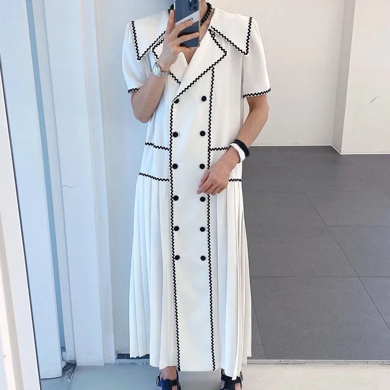 ドレッシーな服の定義とは？厳選4選で、どんなシーンに活かせるのかを徹底解説