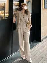 ラウンジスタイルのカーキ色リネンスーツ【ダブルブレストジャケット・ベスト・ワイドパンツ・セットアップ対応】