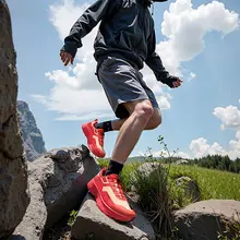 R2 REALRUN 秋冬用 メンズ登山シューズ【防滑・耐磨・極上の柔らかさ・ジョギング対応】