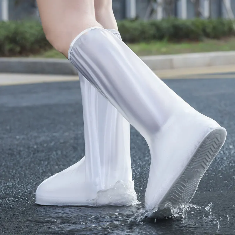 雨の日をどう過ごすか？アウトドア用レインシューズが通勤や散歩に与える変化とは