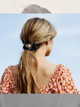 バイオリン型としても使える高級パドルクリップ【扁平デザイン・ヘアアクセサリー】