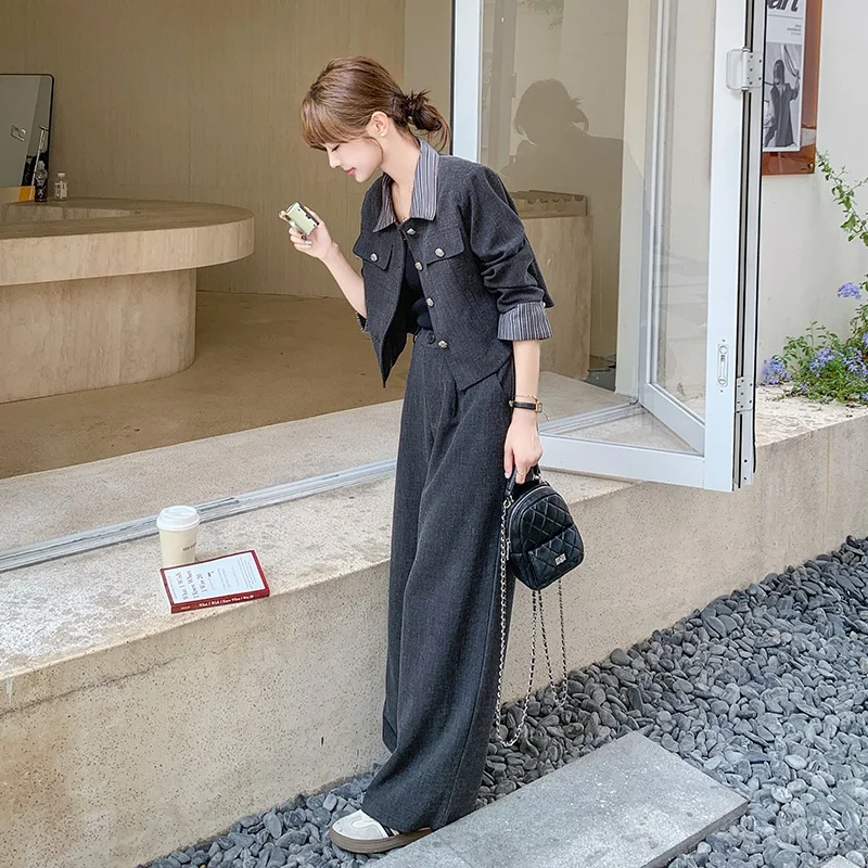 春秋用 高級感ある女性用コーディネート：軽熟な雰囲気で通勤と日常を支える2wayセットアップ