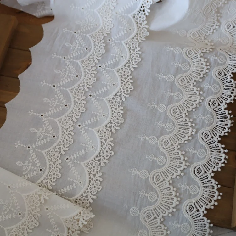 つけ襟 レース コットンエンブロイダリー フラワーレース：服の接ぎ合わせに最適な実用性とフィット感の解説