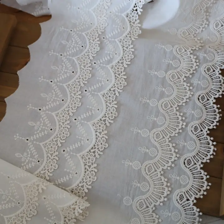 水洗杏色 コットンエンブロイダリーフラワーレース【衣服用・服の接ぎ合わせに最適】