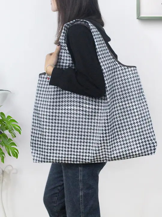 大容量エコショッピングバッグ【折りたたみ式・防水・ママのお買い物用・便利な収納ハンドバッグ】