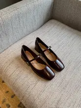 快適で疲れにくい方頭バレエシューズ【粗めヒール・クラシックデザイン・レディース】