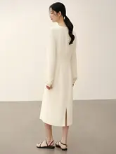 水滴型ネックのウエストシェイプワンピース【透かしデザイン・春用・ロング丈】