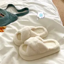 シンプルデザインの厚底ボアスリッパ【防寒・ふかふか・冬用】