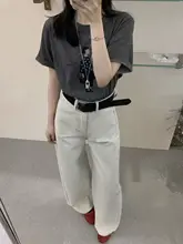 カジュアルなデザイン！アニメ柄ラウンドネックTシャツ【女性用・ゆったりフィット・ショートスリーブ】