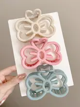 デザインが可愛いハート型リボンヘアクリップ【穴あけ不要・上品な雰囲気】