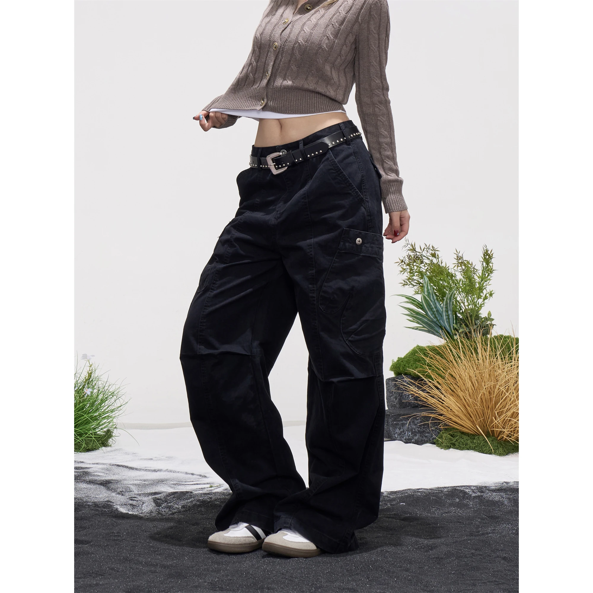 レディース 工装パンツ【ブラック・ワイドレッグ・多ポケット・フィット】（セットアップ対応）