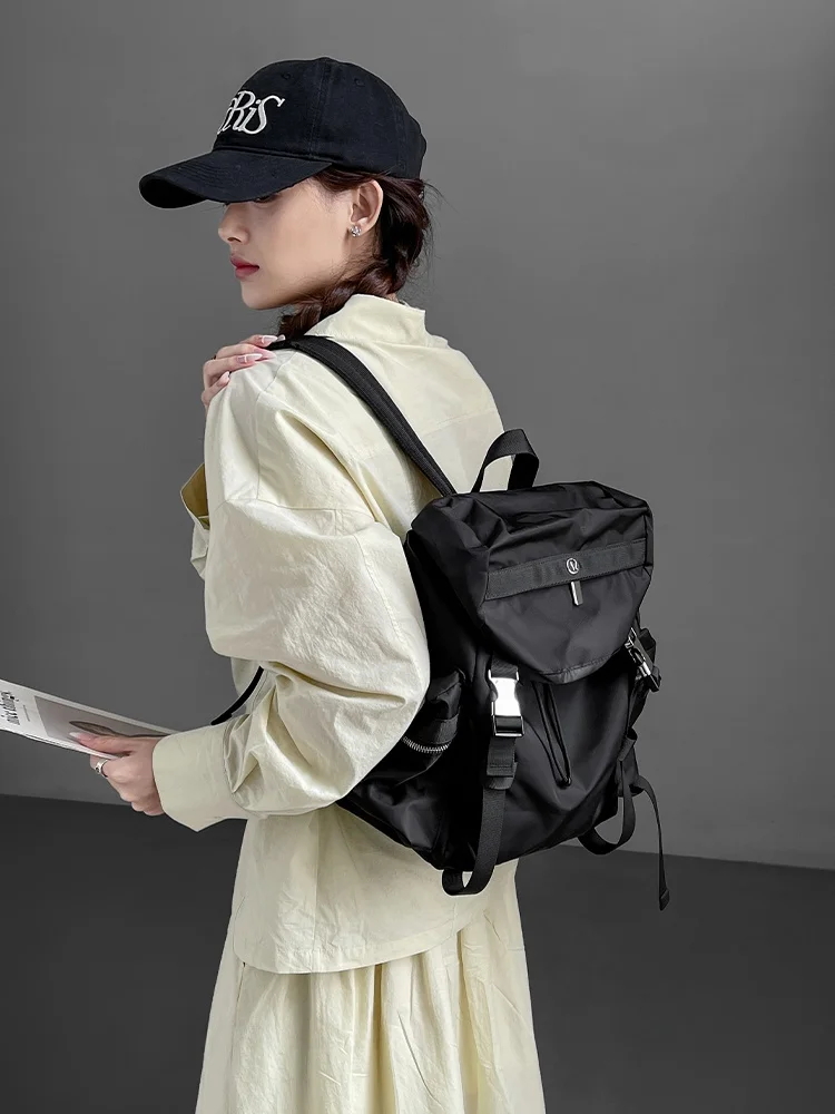 デイパックを選ぶときに迷うなら、この1つのアイテムが解決する？