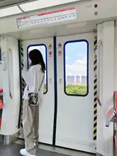 ハイウエストストレートデニムパンツ【175cm対応・カーキ・ゆったりシルエット・ワークスタイル】
