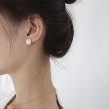 S925シルバー製 ピアス風パールイヤリング【金縁・レトロデザイン・穴あけ不要・シンプル・小ぶり】