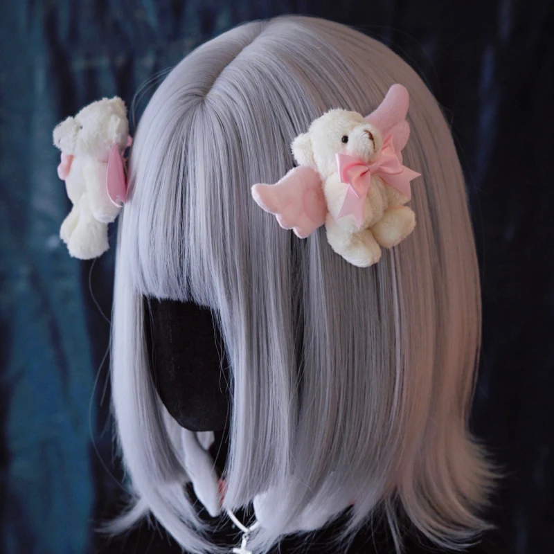 かわいいくしとしての小熊モチーフヘアクリップ：手作り向けのふわふわピンクホワイトタイプ