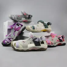 アウトドア用クローズトゥサンダル【マジックテープ・防滑・軽量クッション・ペアデザイン】