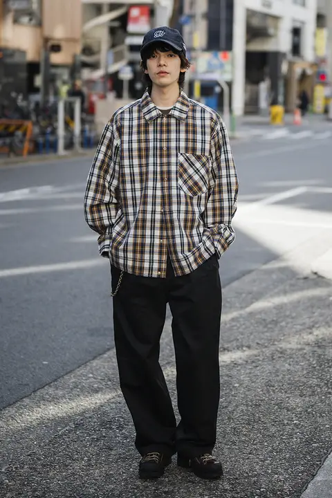 ボックスフィットの軽量チェック柄シャツ【長袖・レトロデザイン・極上の柔らかさ】