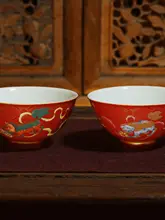 華やかなデザインの三狮対碗と対盤【吉祥紅色・ギフトボックス入り・婚礼用】