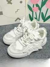 厚底白色スニーカー【シンプルデザイン・秋冬用・カジュアル】