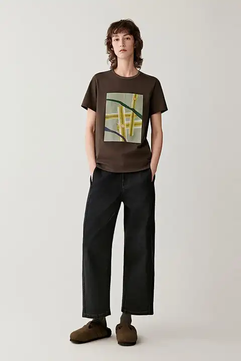 コットン生地のTシャツ【春向け・快適な着心地】