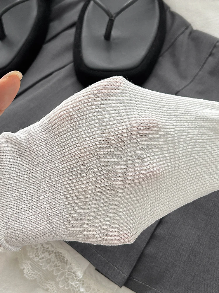 かかとのない靴下：春夏用薄手長筒ソックスの実用性と着用シーン