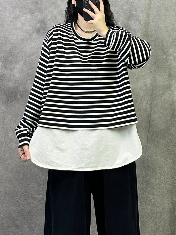 ネイビー Tシャツのコーデは、どうやって着るの？