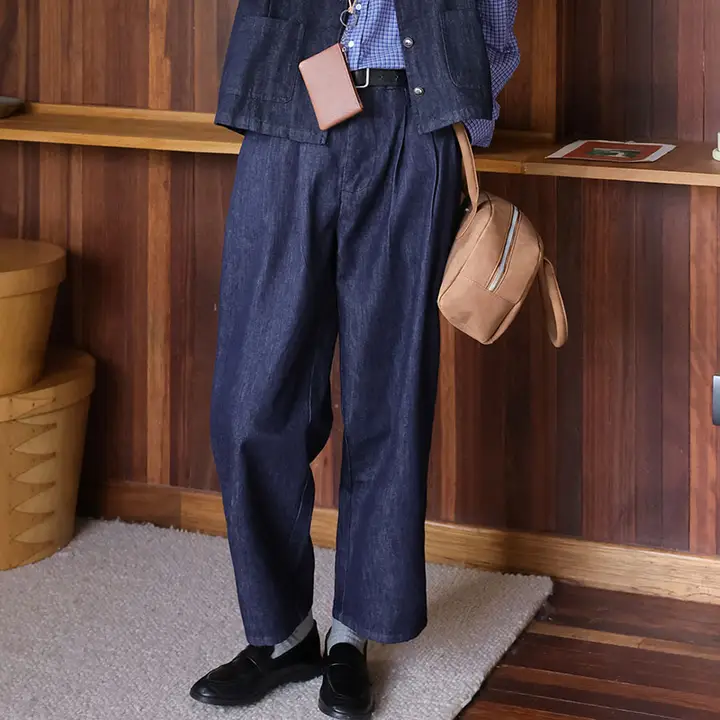 深い青色デニムストレートパンツ【レトロデザイン・ワイドレッグ・フィット】（セットアップ対応）