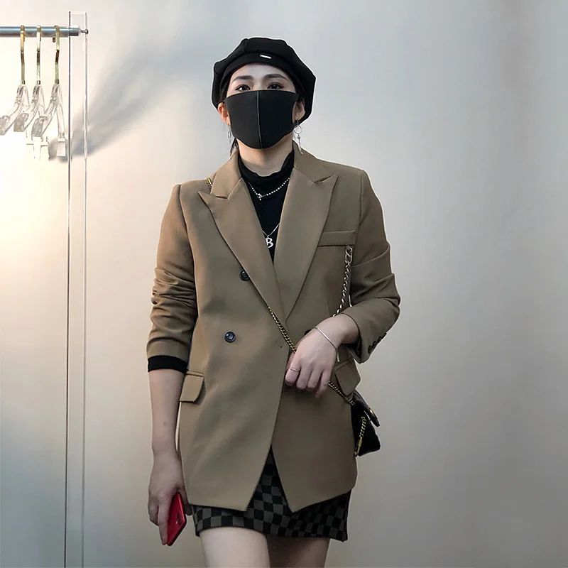 デニムジャケット コーデの悩みを解決！ビッグシルエットの実際の活用法