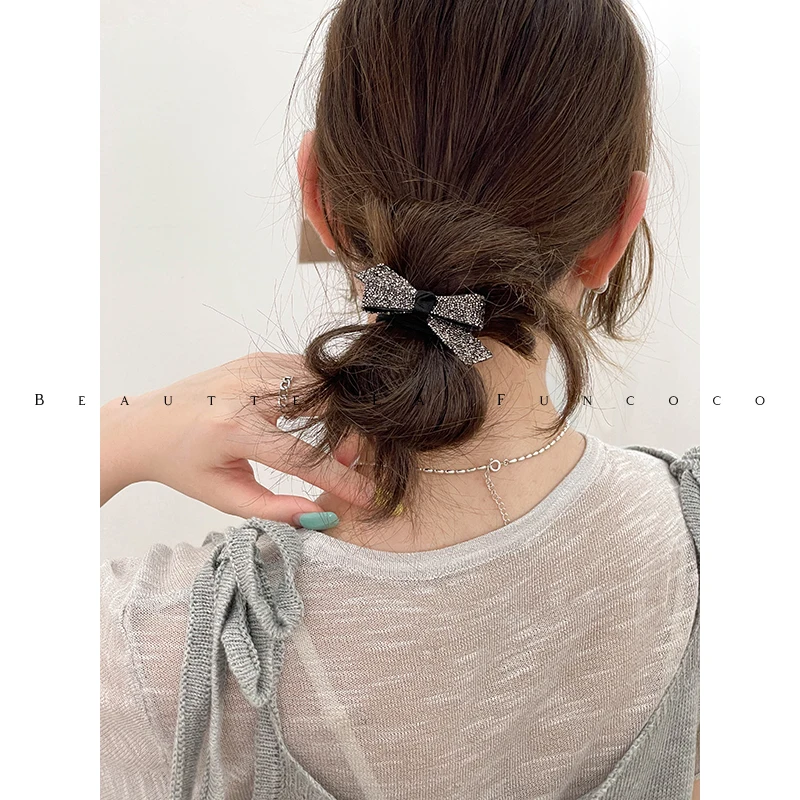 リボン付き ブラックストーンポニーテールヘアゴムの使い方と特性