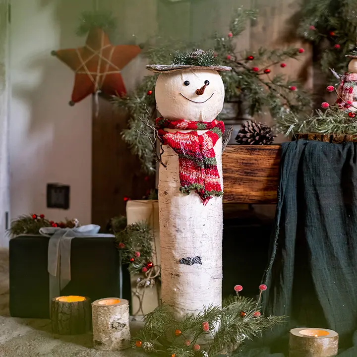 雪だるまの置物【クリスマスデコレーション・サンタクロースデザイン】