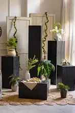 無垢材使用の黒い四角いディスプレイ台【デザイナー作品・和のインテリア】