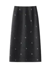 グレーウール Aライン刺繍フラワーハーフスカート【秋冬向け】