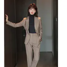 優雅な知性を引き立てるスーツ【通勤用ジャケット・パンツ・ベスト・セットアップ対応】