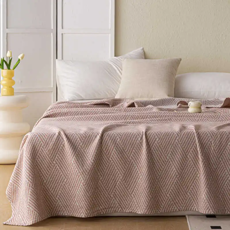 夏に使えるブランケットはどれが涼しいか？全cotton製ガーゼタオルケットが解決する