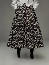 アート風 朝顔柄 Aラインプリントスカート【膝下丈・デザイン性】