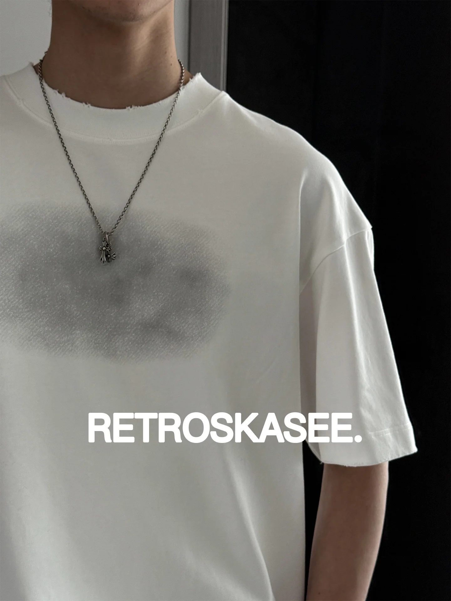 絞り染めtシャツとは？コットン100%のラフデザインが特徴のメンズ短袖Tシャツ