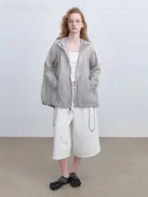 軽やかなAラインシワ加工フード付きアウター【通気性・UPF50+防晒】