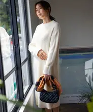温かみのある柔らかいリブ編みニットワンピース【おしゃれな重ね着・一枚でも映える】