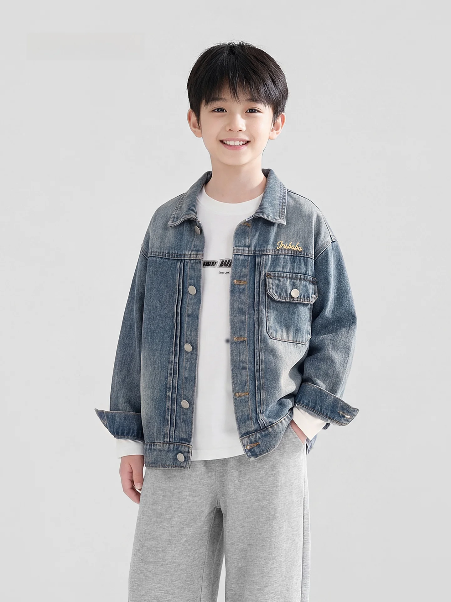 中学生男子の服の選び方・おすすめ3選：通学スタイルから季節感まで徹底解説