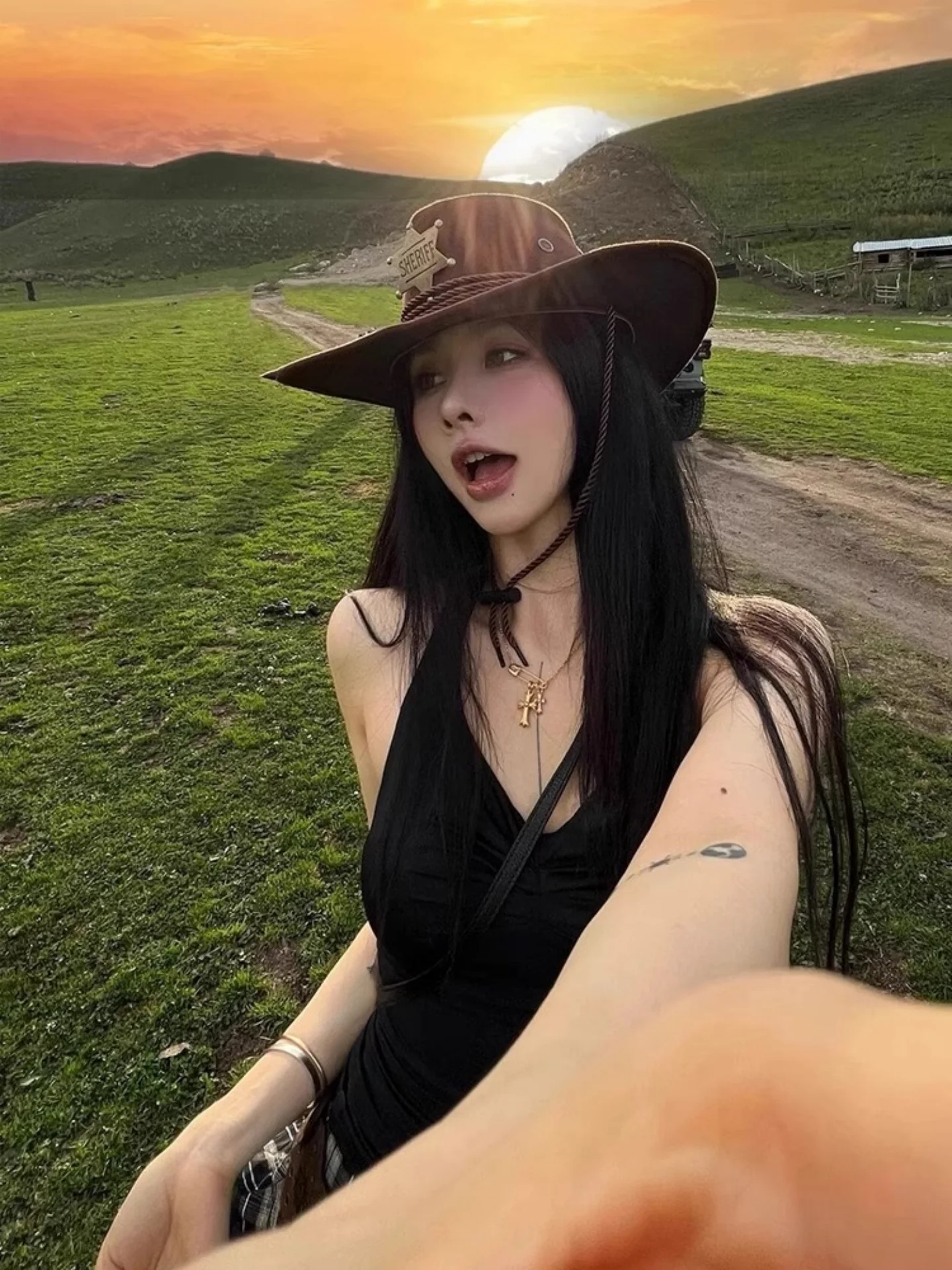 hard west にふさわしい夏のハットは、どう選ぶ？