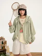 ショートアウター レディース フード付き ドロップショルダー ゆったり UVカット 低彩度 透明感 「HOTHORSE」