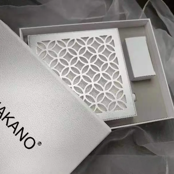 ナフコ ボックスとは何か：充電式ネイル吸引器の実用性と使い方