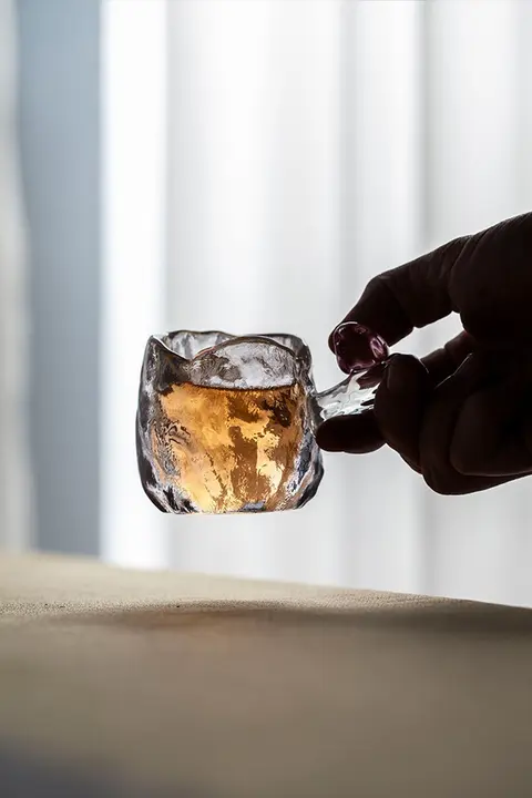 茶杯 湯呑み 茶器 クリスタルガラス 耐熱 小鳥の取っ手 上品 「Tlife」