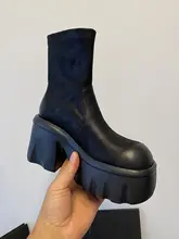 厚底防水ショートブーツ【弾力性・粗ヒール・スリムデザイン】