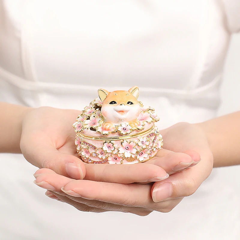 桜の柴犬デザインのジュエリーボックス【指輪やピアスの収納に最適・新婚祝いにも】