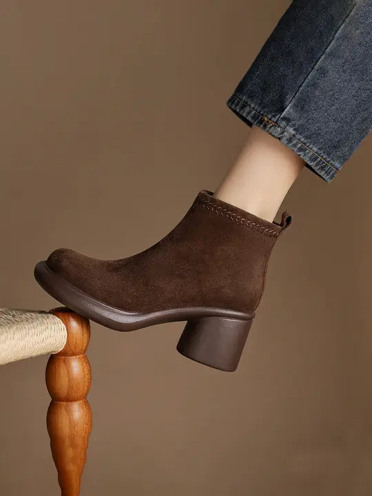 スエード羊革製ショートブーツ【高ヒール・秋冬向け・スタイリッシュデザイン・裏起毛】