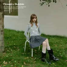 花柄のレース長袖Tシャツ【透け感・フィットデザイン】