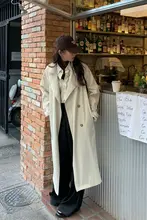 白色の廓形トレンチコート【秋用・カジュアル・中丈】