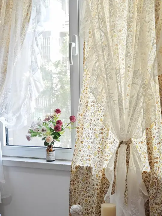 フラワー刺繍レース プリンセスカーテン【穴あけ不要・小花柄・リビング用】