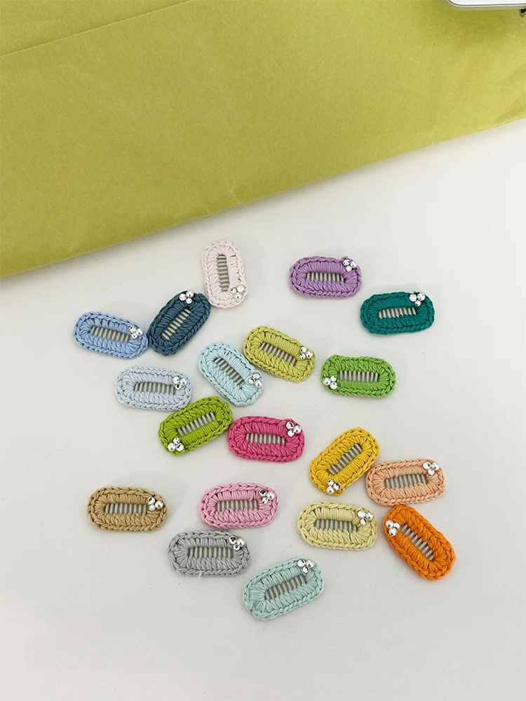 うさぎ耳をつけるとどうなるか？手作りミニペット用リボンヘアクリップで見せる、本当の可愛さとは